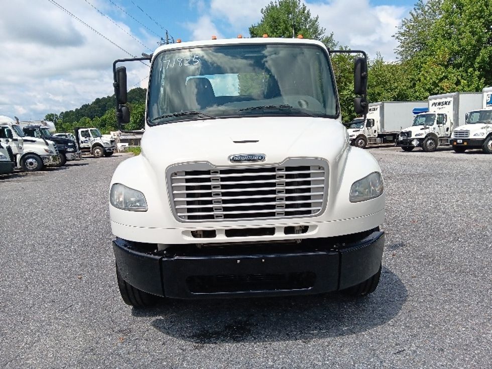Day Cab Tractor-Heavy Duty Tractors-Freightliner-2018-M2-Morristown-TN-127,277\n\t\tmiles-$ 54,500 - Image 2