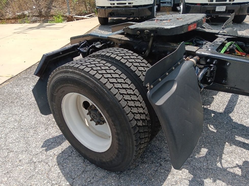 Day Cab Tractor-Heavy Duty Tractors-Freightliner-2018-M2-Morristown-TN-131,754\n\t\tmiles-$ 53,750 - Image 18