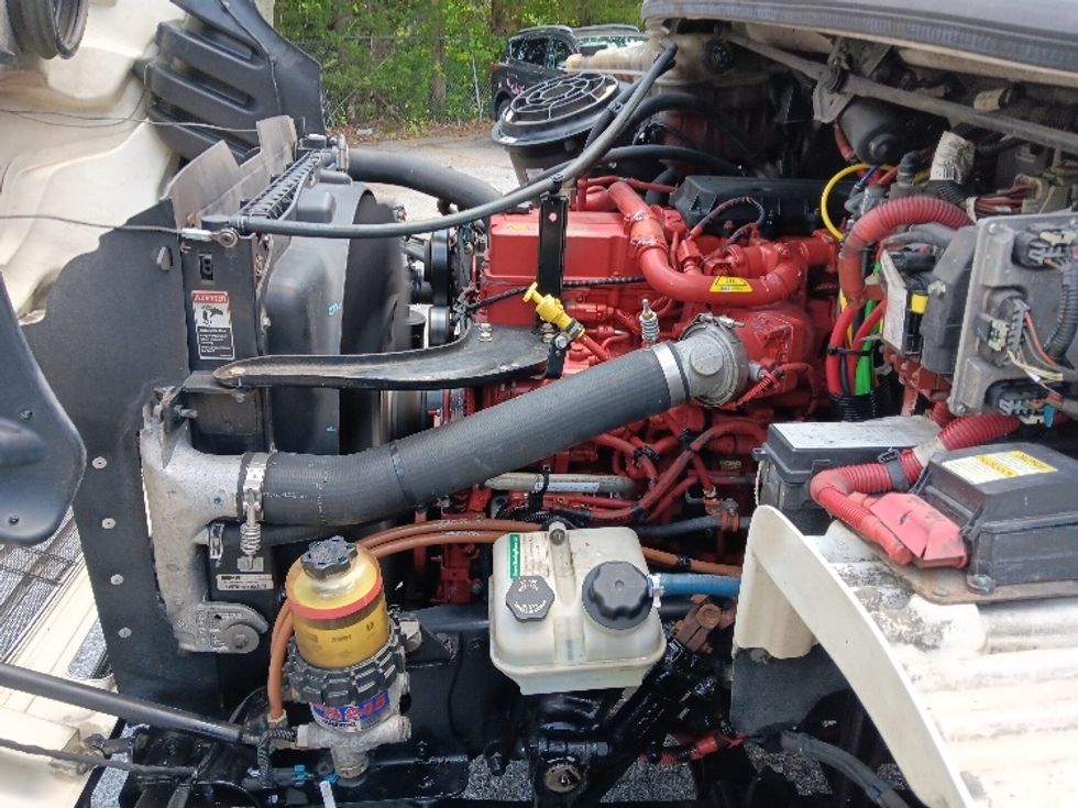 Day Cab Tractor-Heavy Duty Tractors-Freightliner-2018-M2-Morristown-TN-152,345\n\t\tmiles-$ 52,500 - Image 16