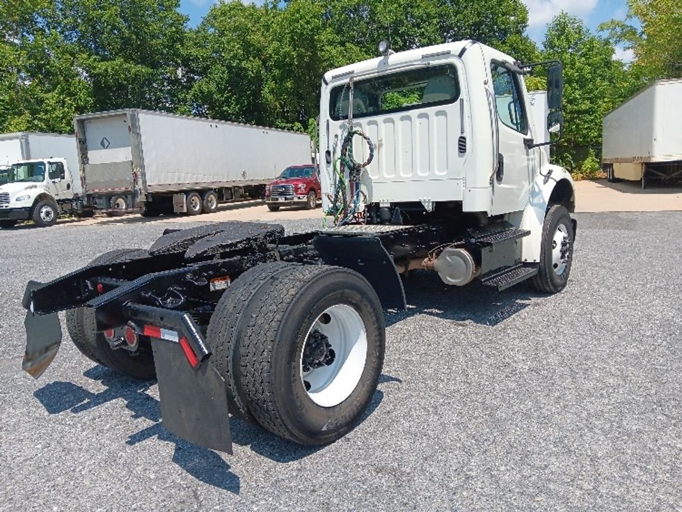 Day Cab Tractor-Heavy Duty Tractors-Freightliner-2018-M2-Morristown-TN-152,345\n\t\tmiles-$ 52,500 - Image 7
