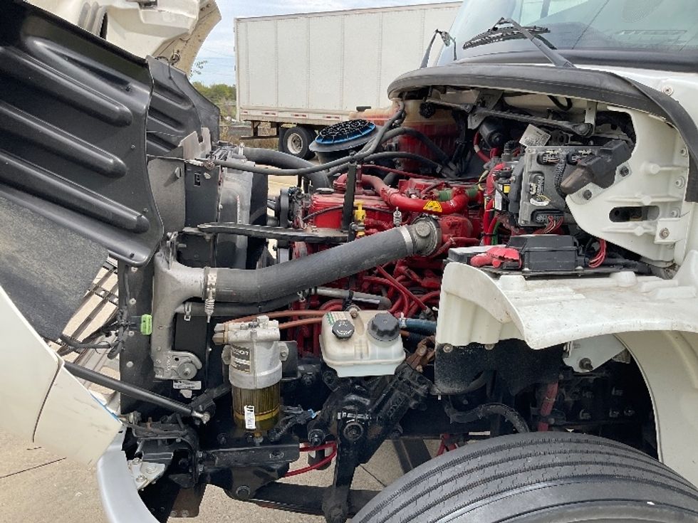 Day Cab Tractor-Heavy Duty Tractors-Freightliner-2018-M2-Oakland-KY-103,400\n\t\tmiles-$ 48,000 - Image 16