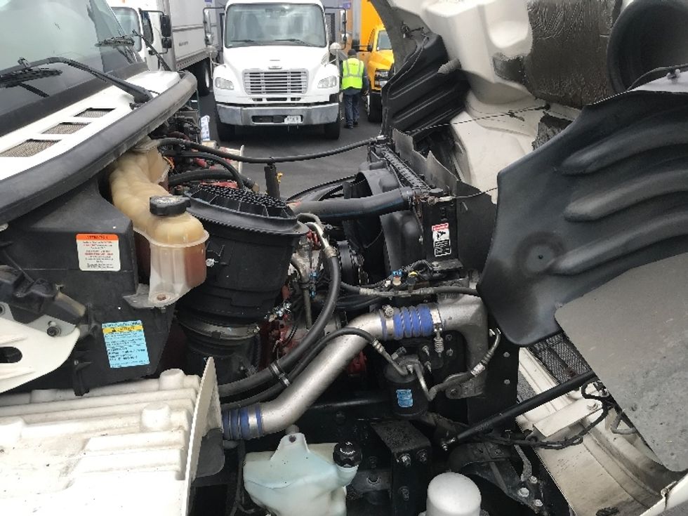 Day Cab Tractor-Heavy Duty Tractors-Freightliner-2018-M2-West Sacramento-CA-176,149\n\t\tmiles-$ 53,250 - Image 15