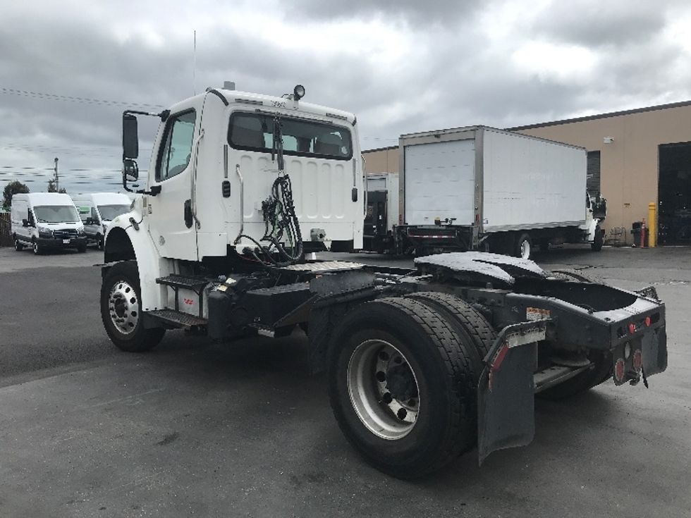Day Cab Tractor-Heavy Duty Tractors-Freightliner-2018-M2-West Sacramento-CA-176,149\n\t\tmiles-$ 53,250 - Image 5