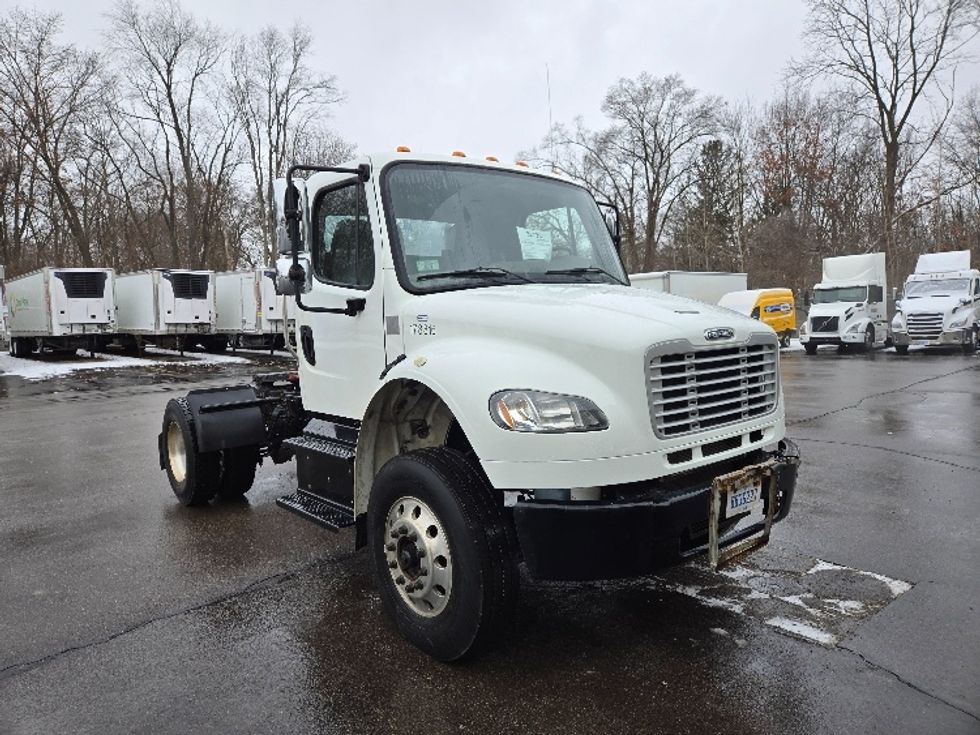 Day Cab Tractor-Heavy Duty Tractors-Freightliner-2018-M2-Ypsilanti-MI-129,700\n\t\tmiles-$ 47,500 - Image 1