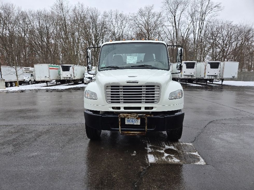 Day Cab Tractor-Heavy Duty Tractors-Freightliner-2018-M2-Ypsilanti-MI-129,700\n\t\tmiles-$ 47,500 - Image 2