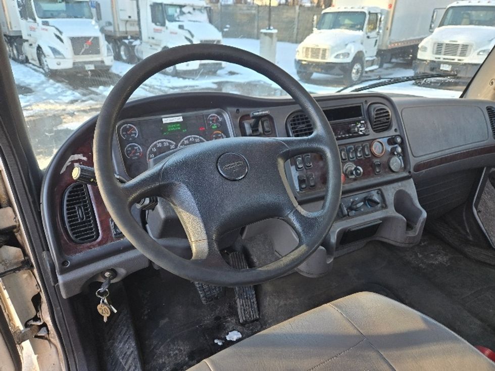 Day Cab Tractor-Heavy Duty Tractors-Freightliner-2018-M2-Ypsilanti-MI-139,426\n\t\tmiles-$ 46,000 - Image 11