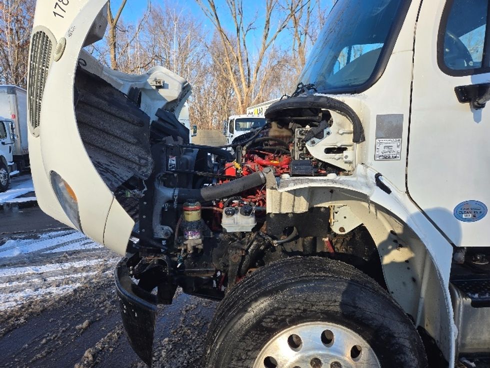 Day Cab Tractor-Heavy Duty Tractors-Freightliner-2018-M2-Ypsilanti-MI-139,426\n\t\tmiles-$ 46,000 - Image 16