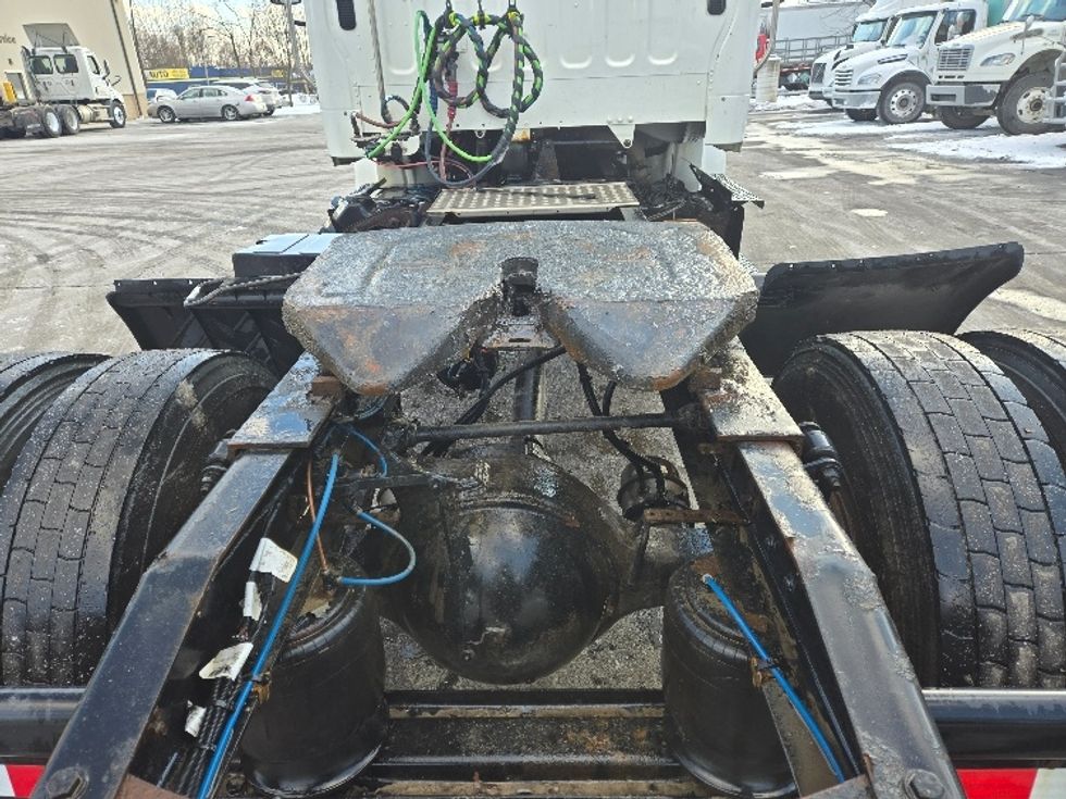 Day Cab Tractor-Heavy Duty Tractors-Freightliner-2018-M2-Ypsilanti-MI-139,426\n\t\tmiles-$ 46,000 - Image 6