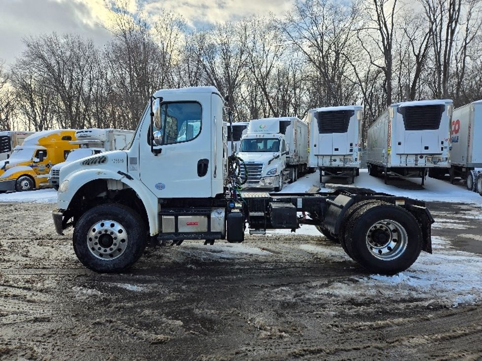 Day Cab Tractor-Heavy Duty Tractors-Freightliner-2018-M2-Ypsilanti-MI-140,102\n\t\tmiles-$ 46,000 - Image 4
