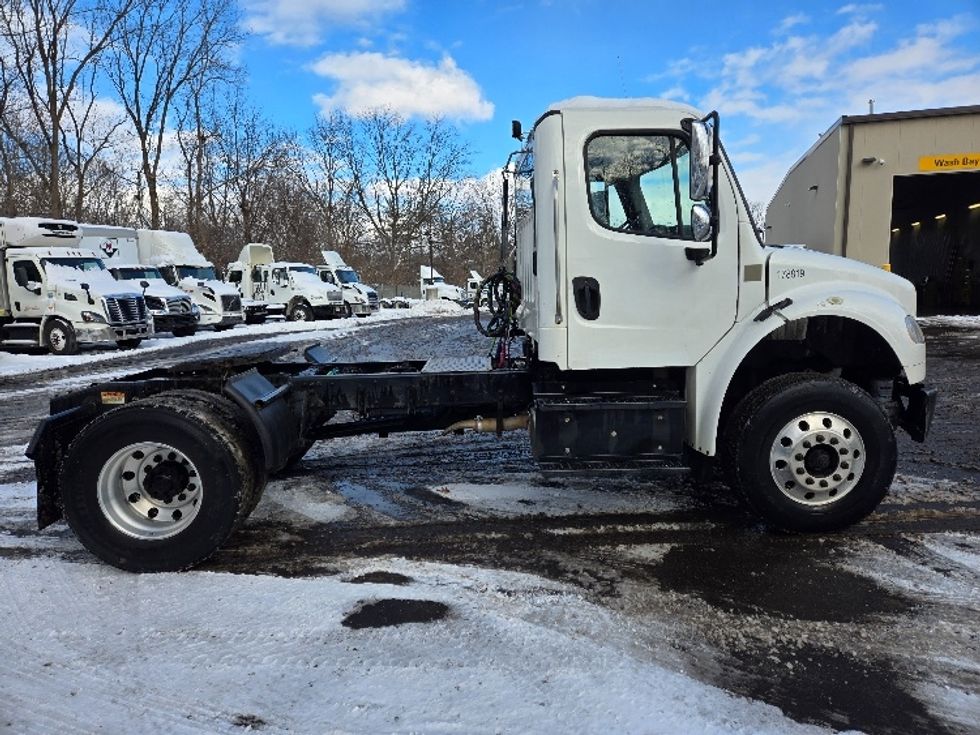 Day Cab Tractor-Heavy Duty Tractors-Freightliner-2018-M2-Ypsilanti-MI-140,102\n\t\tmiles-$ 46,000 - Image 8