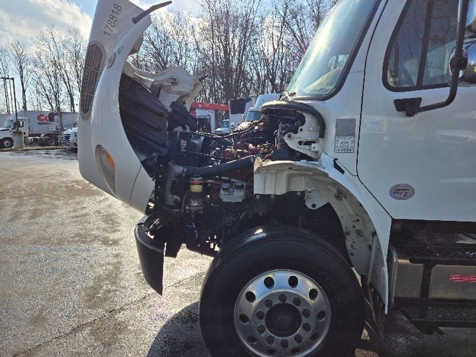 Day Cab Tractor-Heavy Duty Tractors-Freightliner-2018-M2-Ypsilanti-MI-150,228\n\t\tmiles-$ 45,500 - Image 16