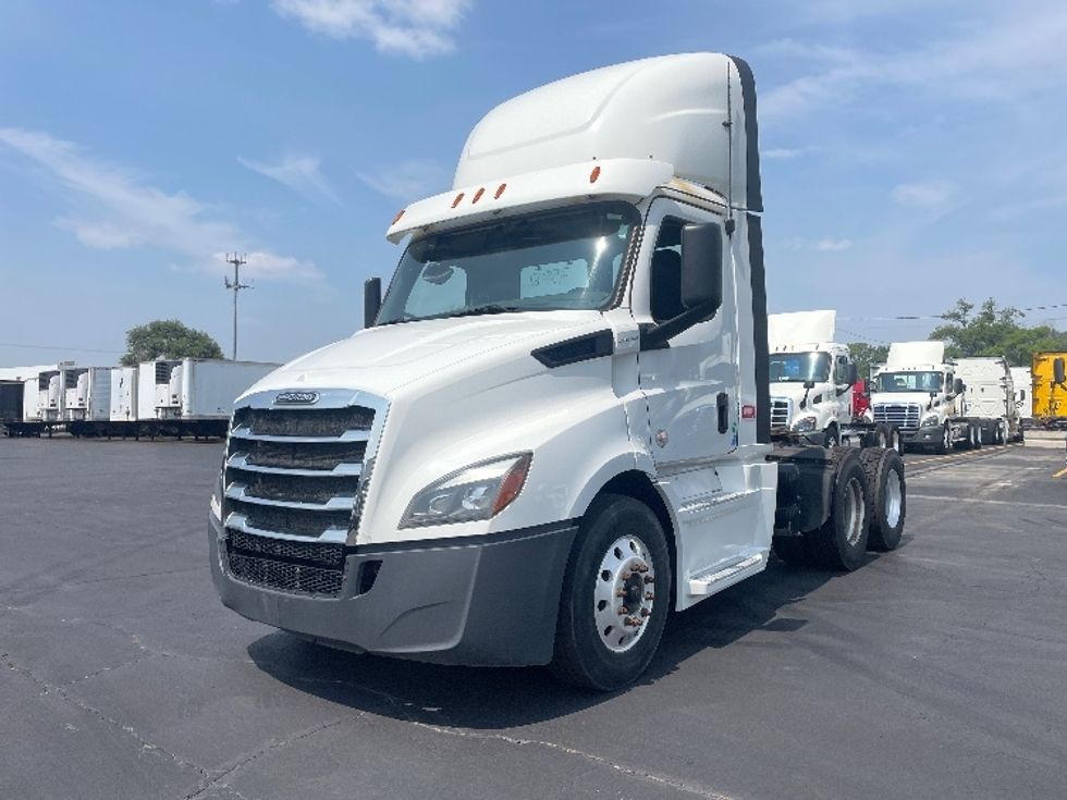 Day Cab Tractor-Heavy Duty Tractors-Freightliner-2018-T11664ST-Chicago (Melrose Park)-IL-410,415\n\t\tmiles-$ 40,500 - Image 3