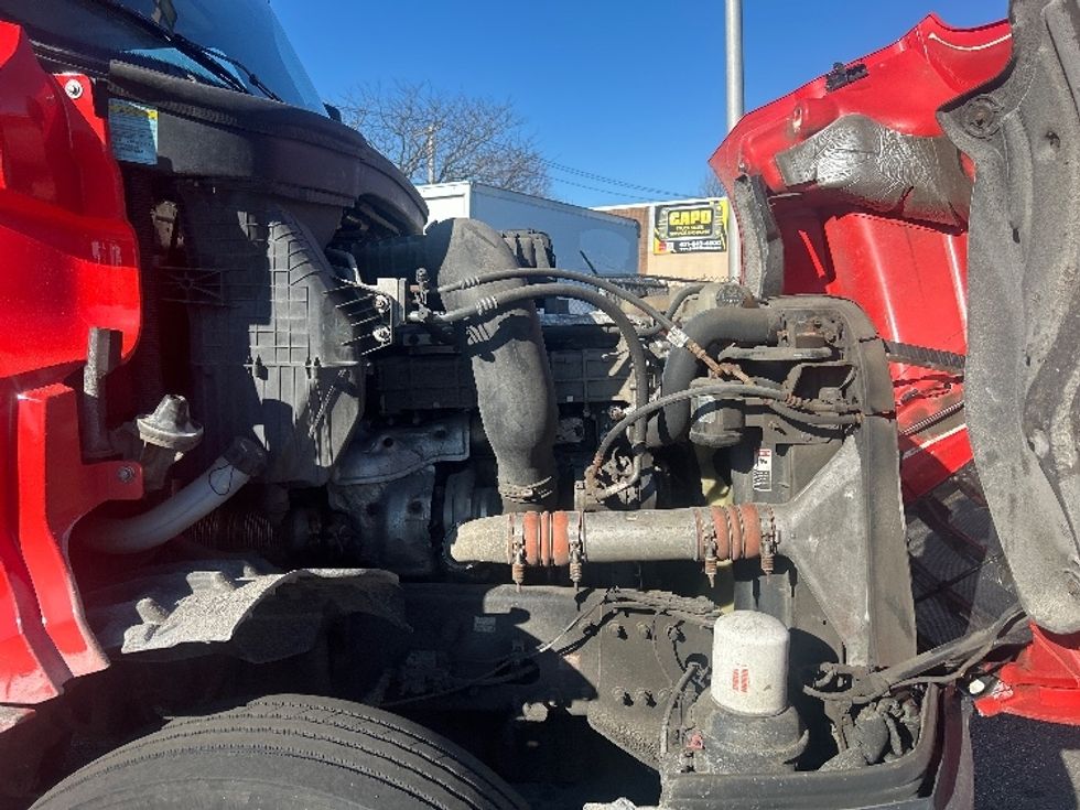 Day Cab Tractor-Heavy Duty Tractors-Freightliner-2018-T12642ST-Dayton-NJ-211,931\n\t\tmiles-$ 43,250 - Image 15