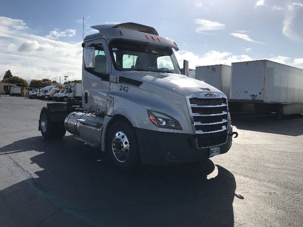 Your Next Used 2018 Freightliner T12642ST, 199094, Is For Sale And