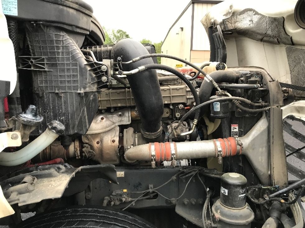 Day Cab Tractor-Heavy Duty Tractors-Freightliner-2018-T12664ST-Alabaster-AL-323,837\n\t\tmiles-$ 50,250 - Image 15