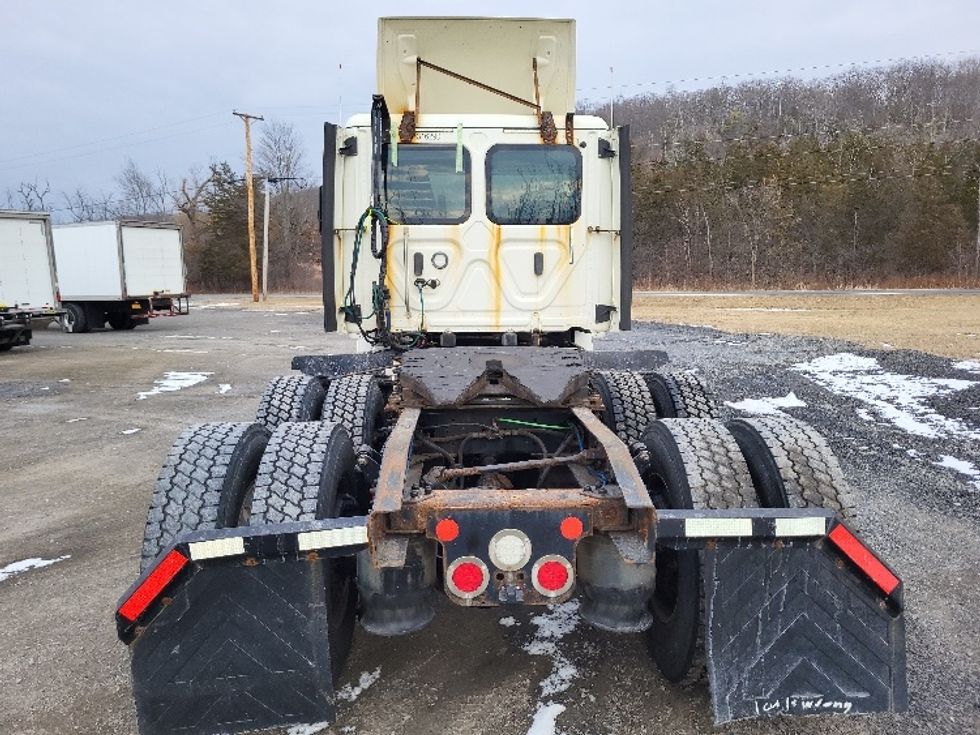Day Cab Tractor-Heavy Duty Tractors-Freightliner-2018-T12664ST-Albany-NY-278,787\n\t\tmiles-$ 50,500 - Image 6