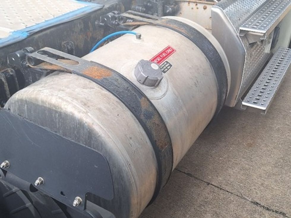 Day Cab Tractor-Heavy Duty Tractors-Freightliner-2018-T12664ST-Allen Park-MI-160,669\n\t\tmiles-$ 45,000 - Image 18