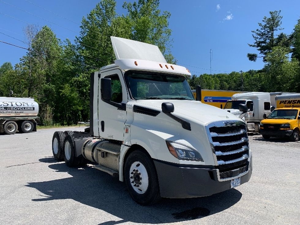 Used Freightliner T12664ST Day Cab Trucks for Sale in NC Penske Used