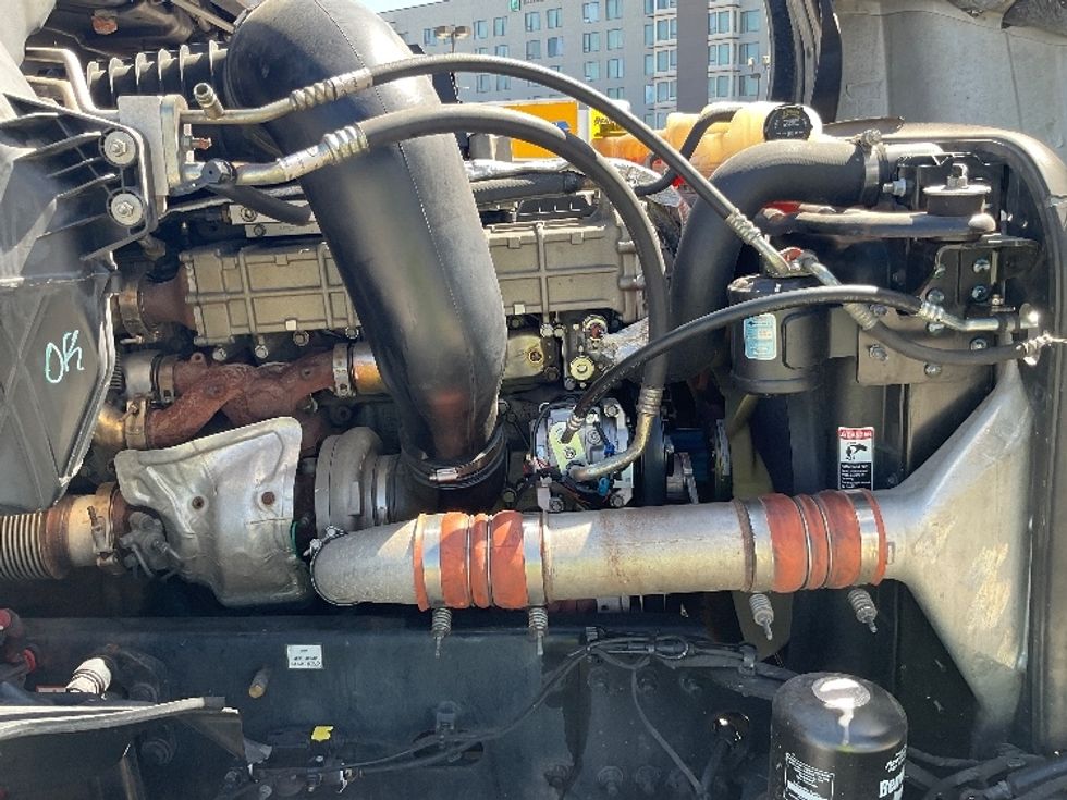 Day Cab Tractor-Heavy Duty Tractors-Freightliner-2018-T12664ST-Cleveland-TN-538,876\n\t\tmiles-$ 30,250 - Image 15