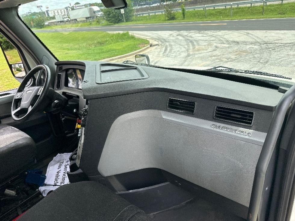 Day Cab Tractor-Heavy Duty Tractors-Freightliner-2018-T12664ST-Conyers-GA-241,982\n\t\tmiles-$ 52,750 - Image 13