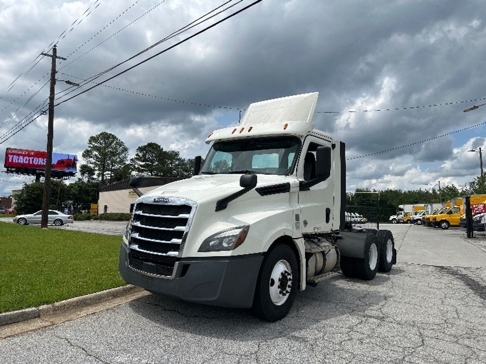 Day Cab Tractor-Heavy Duty Tractors-Freightliner-2018-T12664ST-Conyers-GA-241,982\n\t\tmiles-$ 52,750 - Image 3
