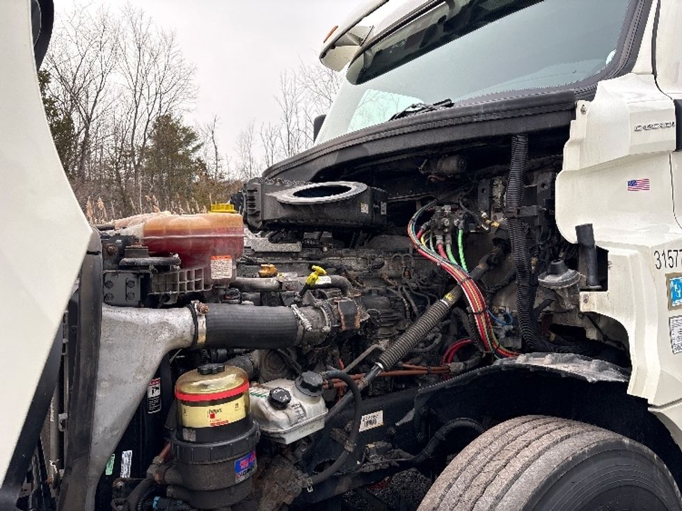 Day Cab Tractor-Heavy Duty Tractors-Freightliner-2018-T12664ST-Coxsackie-NY-459,857\n\t\tmiles-$ 33,750 - Image 15