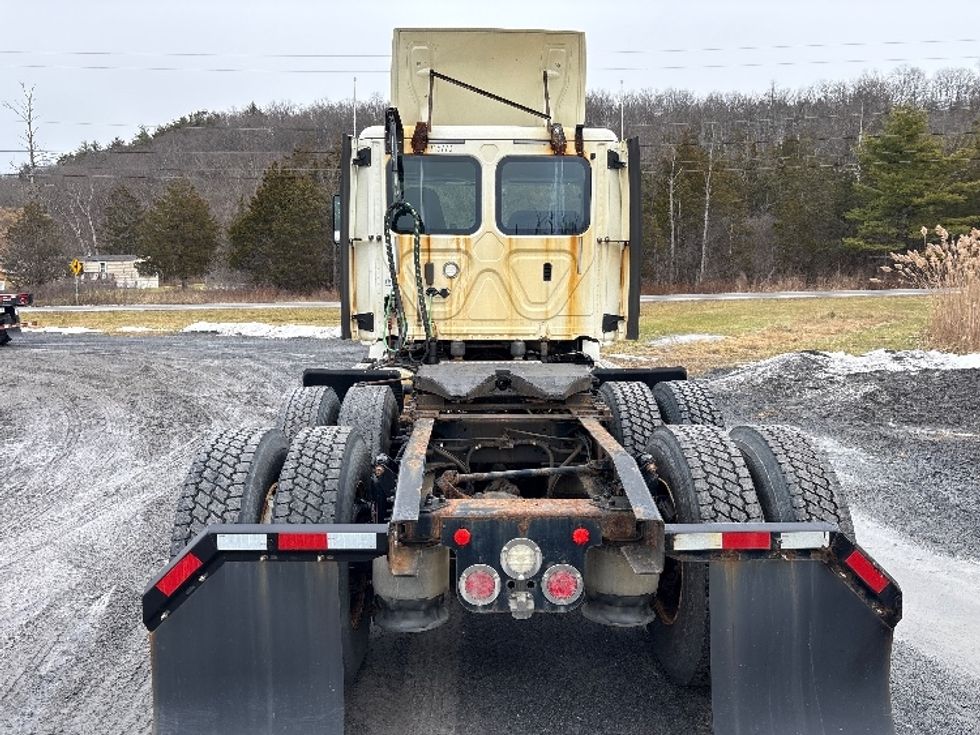 Day Cab Tractor-Heavy Duty Tractors-Freightliner-2018-T12664ST-Coxsackie-NY-459,857\n\t\tmiles-$ 33,750 - Image 6