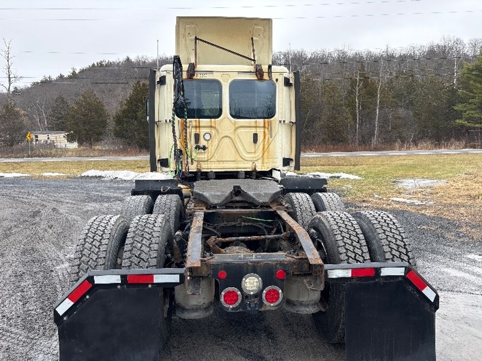 Day Cab Tractor-Heavy Duty Tractors-Freightliner-2018-T12664ST-Coxsackie-NY-510,521\n\t\tmiles-$ 33,250 - Image 6