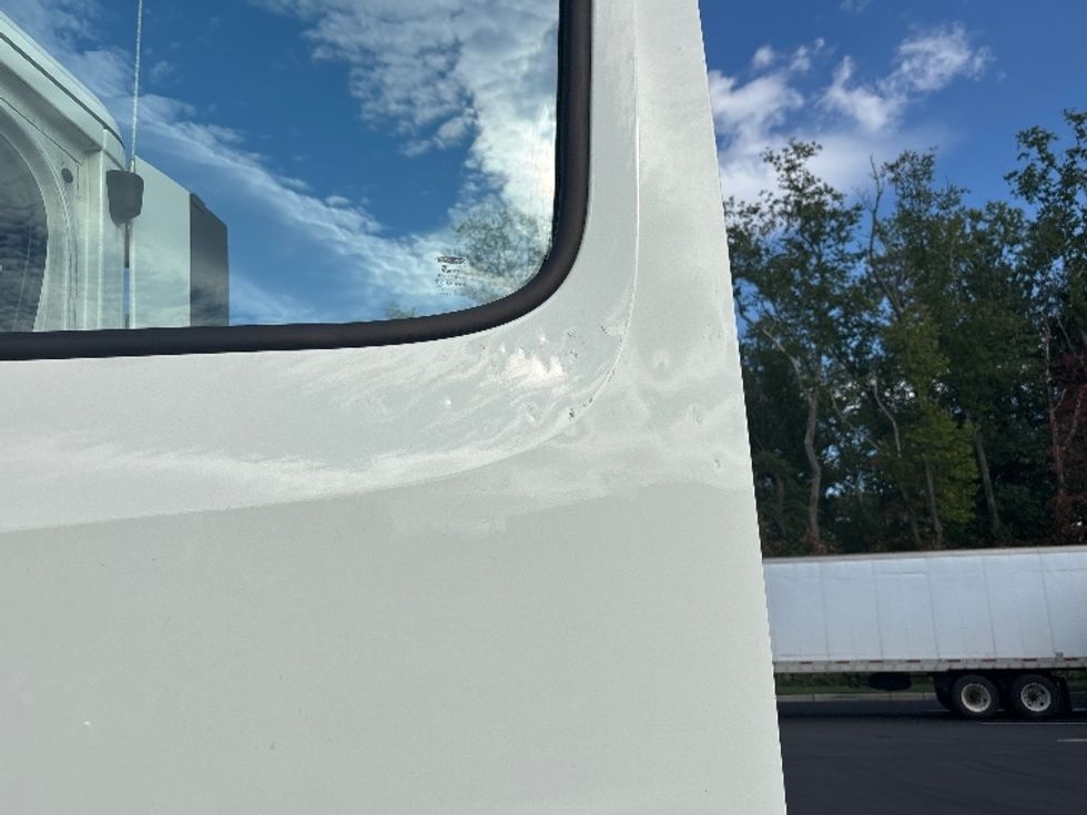 Day Cab Tractor-Heavy Duty Tractors-Freightliner-2018-T12664ST-Cranbury-NJ-260,839\n\t\tmiles-$ 41,250 - Image 20