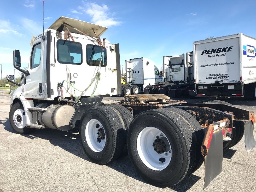 Day Cab Tractor-Heavy Duty Tractors-Freightliner-2018-T12664ST-Davenport-IA-361,465\n\t\tmiles-$ 51,500 - Image 5