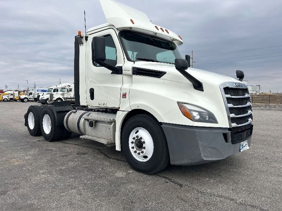 Your Next Used 2018 Freightliner T12664ST, 316460, Is For Sale And