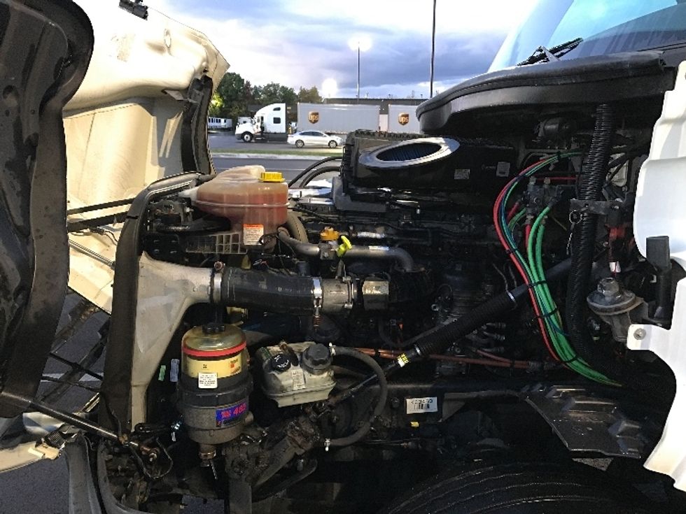 Day Cab Tractor-Heavy Duty Tractors-Freightliner-2018-T12664ST-Dayton-OH-469,247\n\t\tmiles-$ 44,250 - Image 16