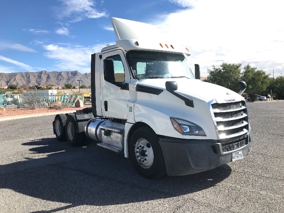 Your Next Used 2018 Freightliner T12664ST, 316528, Is For Sale And