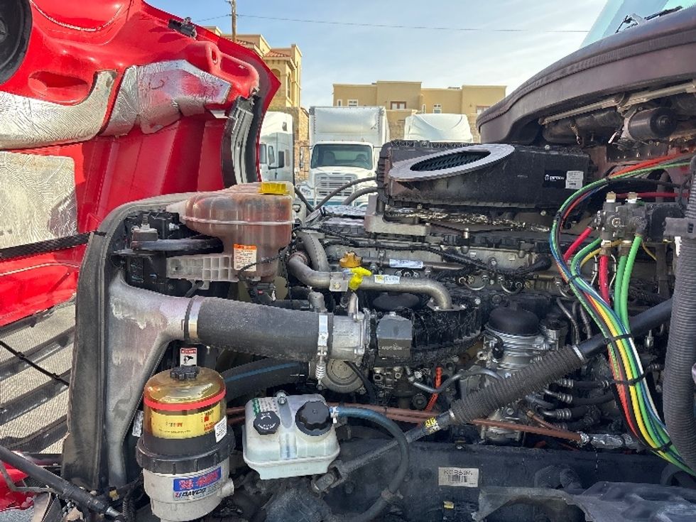 Day Cab Tractor-Heavy Duty Tractors-Freightliner-2018-T12664ST-El Paso-TX-254,904\n\t\tmiles-$ 47,750 - Image 16