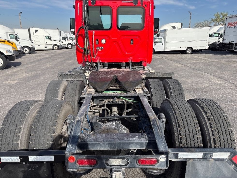 Day Cab Tractor-Heavy Duty Tractors-Freightliner-2018-T12664ST-El Paso-TX-254,904\n\t\tmiles-$ 47,750 - Image 6
