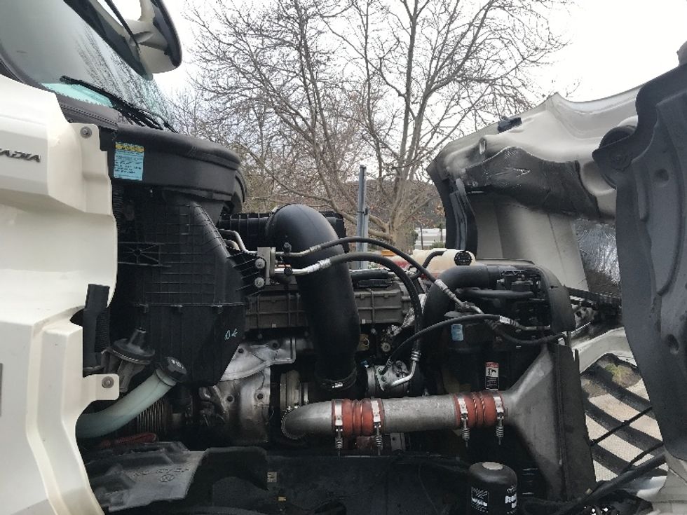 Day Cab Tractor-Heavy Duty Tractors-Freightliner-2018-T12664ST-Fontana-CA-477,228\n\t\tmiles-$ 45,500 - Image 15