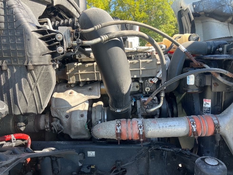 Day Cab Tractor-Heavy Duty Tractors-Freightliner-2018-T12664ST-Fort Wayne-IN-370,251\n\t\tmiles-$ 43,500 - Image 15