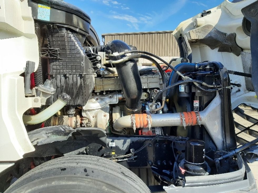 Day Cab Tractor-Heavy Duty Tractors-Freightliner-2018-T12664ST-Fort Worth-TX-320,327\n\t\tmiles-$ 47,250 - Image 15