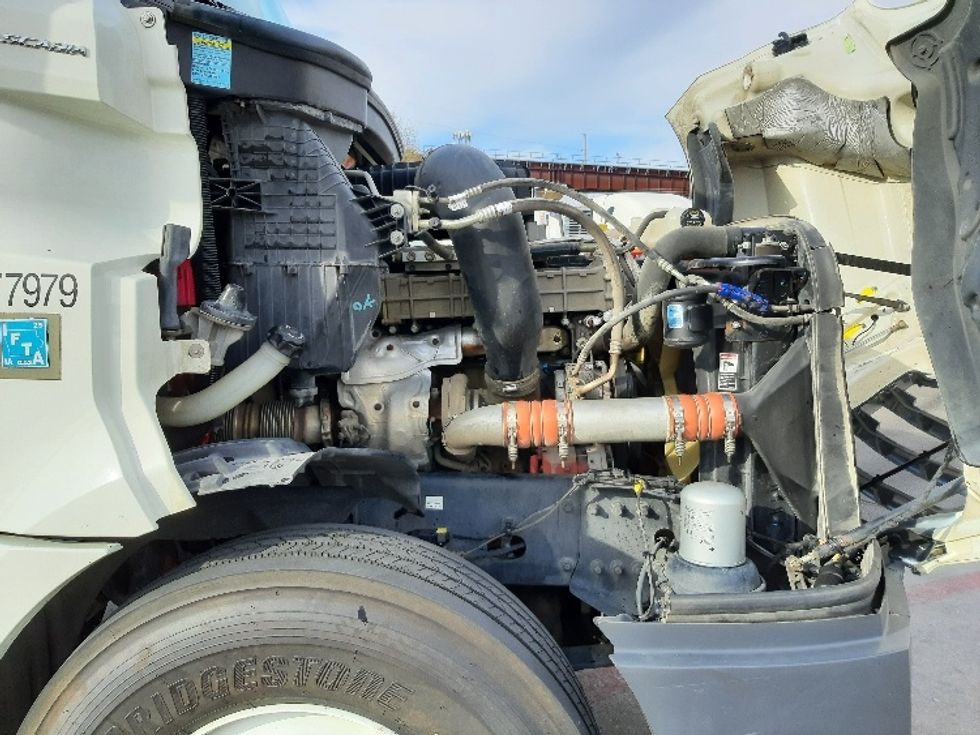 Day Cab Tractor-Heavy Duty Tractors-Freightliner-2018-T12664ST-Fort Worth-TX-350,138\n\t\tmiles-$ 45,750 - Image 15