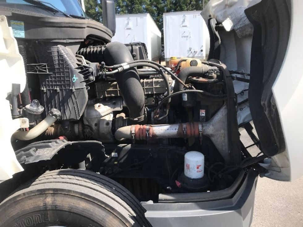 Day Cab Tractor-Heavy Duty Tractors-Freightliner-2018-T12664ST-Harrisburg-PA-629,727\n\t\tmiles-$ 28,750 - Image 15