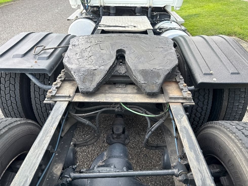 Day Cab Tractor-Heavy Duty Tractors-Freightliner-2018-T12664ST-Homewood-AL-474,541\n\t\tmiles-$ 40,500 - Image 6