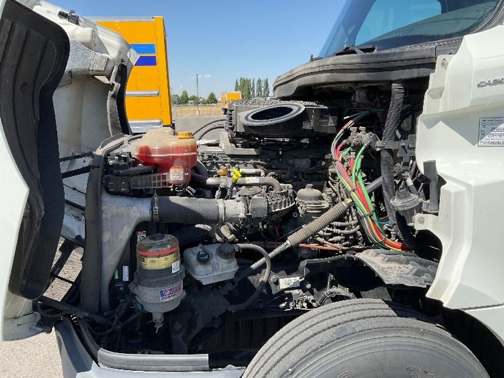 Day Cab Tractor-Heavy Duty Tractors-Freightliner-2018-T12664ST-Idaho Falls-ID-167,302\n\t\tmiles-$ 58,750 - Image 16