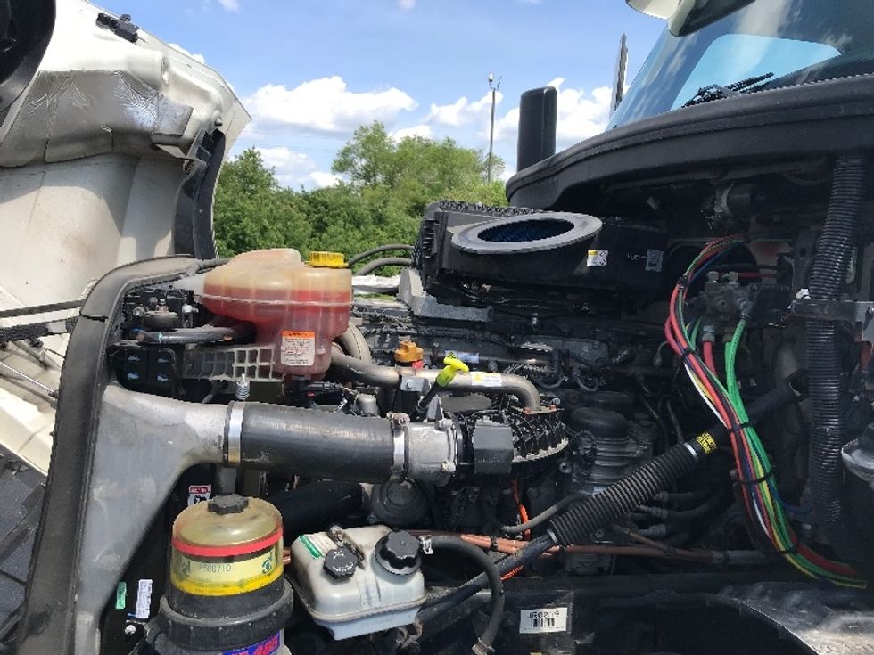 Day Cab Tractor-Heavy Duty Tractors-Freightliner-2018-T12664ST-Indianapolis-IN-253,879\n\t\tmiles-$ 57,250 - Image 16