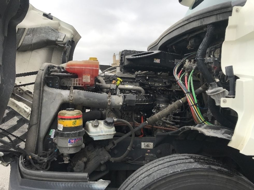 Day Cab Tractor-Heavy Duty Tractors-Freightliner-2018-T12664ST-Indianapolis-IN-459,309\n\t\tmiles-$ 42,250 - Image 16