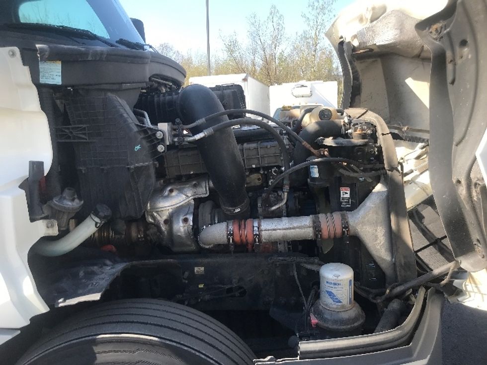 Day Cab Tractor-Heavy Duty Tractors-Freightliner-2018-T12664ST-Jessup-PA-356,033\n\t\tmiles-$ 45,500 - Image 15