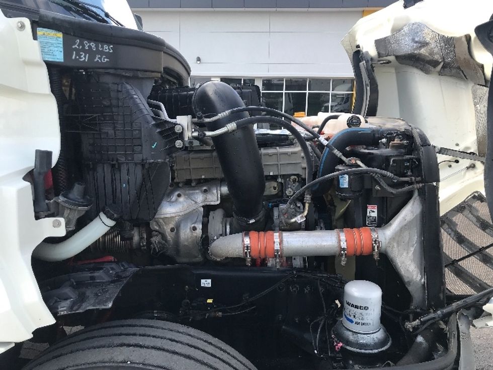 Day Cab Tractor-Heavy Duty Tractors-Freightliner-2018-T12664ST-Kansas City-MO-349,468\n\t\tmiles-$ 44,750 - Image 15