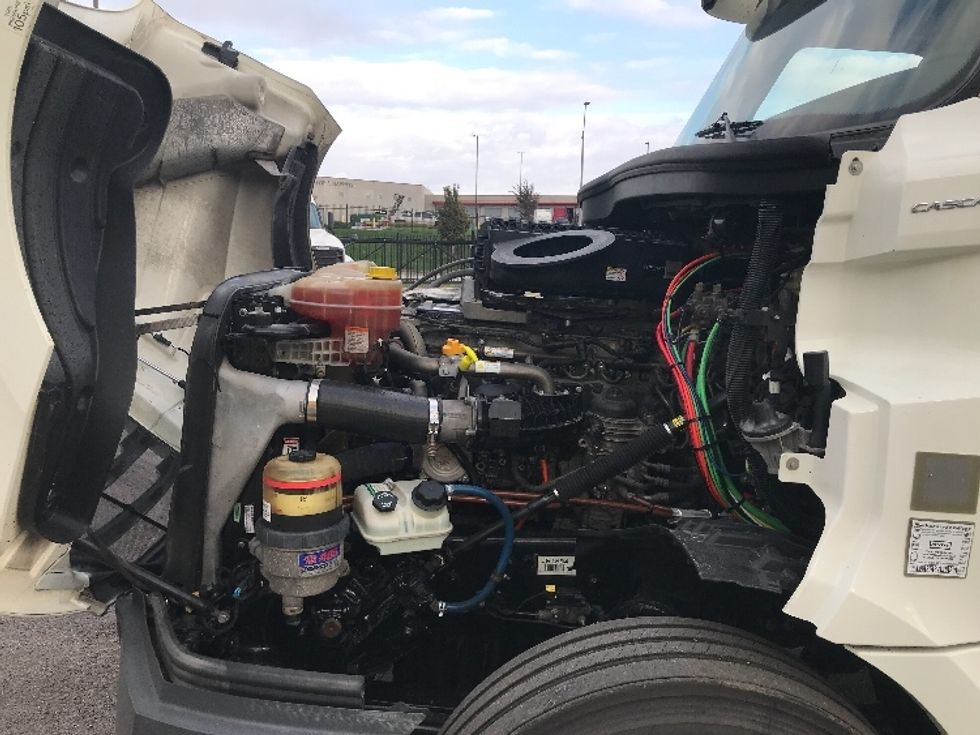 Day Cab Tractor-Heavy Duty Tractors-Freightliner-2018-T12664ST-Kansas City-MO-725,756\n\t\tmiles-$ 22,250 - Image 16