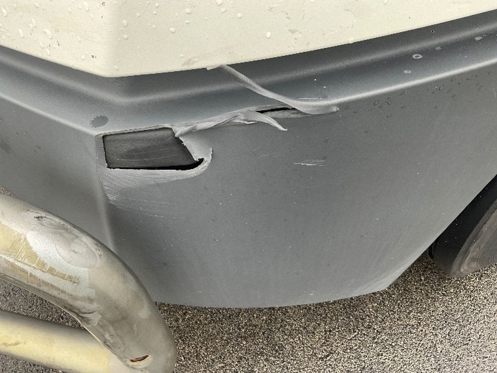 Day Cab Tractor-Heavy Duty Tractors-Freightliner-2018-T12664ST-King Of Prussia-PA-477,194\n\t\tmiles-$ 35,000 - Image 20