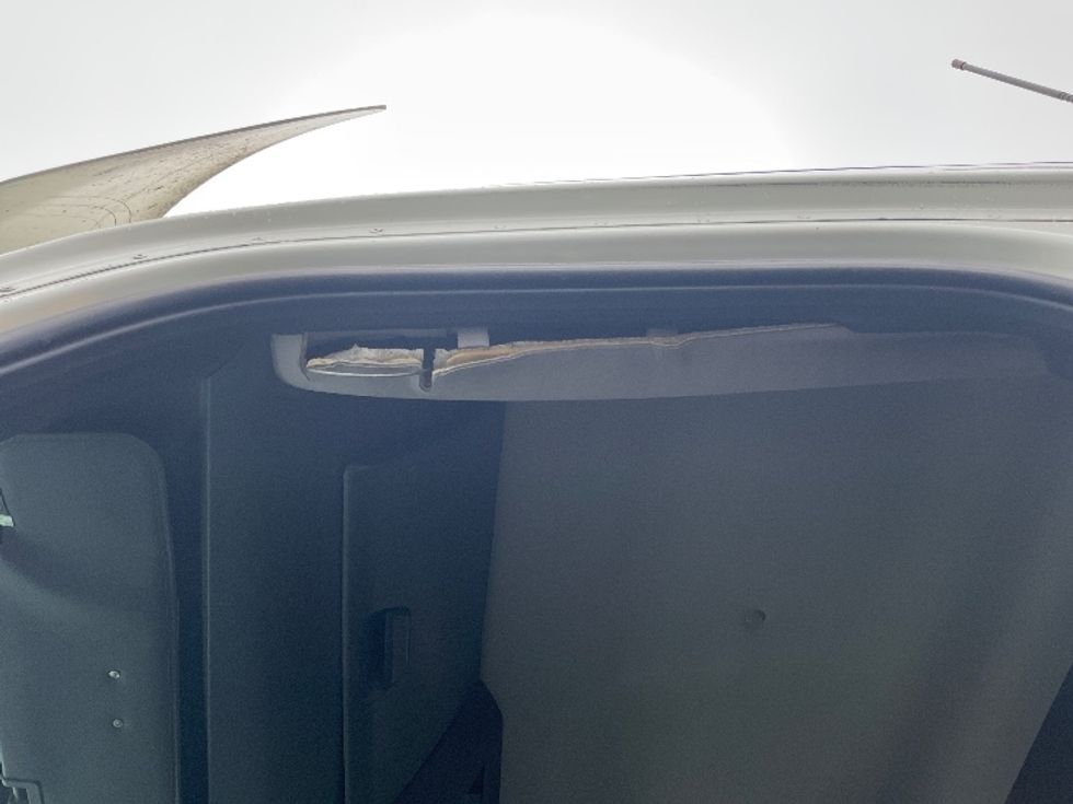 Day Cab Tractor-Heavy Duty Tractors-Freightliner-2018-T12664ST-King Of Prussia-PA-608,179\n\t\tmiles-$ 27,250 - Image 17