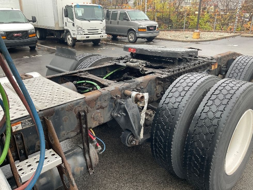 Day Cab Tractor-Heavy Duty Tractors-Freightliner-2018-T12664ST-King Of Prussia-PA-608,179\n\t\tmiles-$ 27,250 - Image 18
